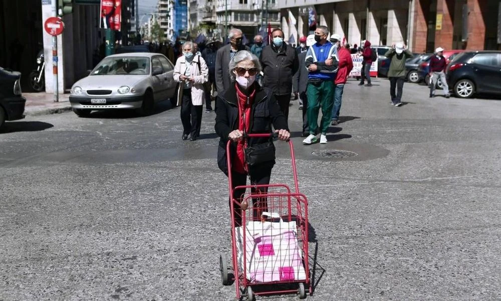 Συνταξιούχοι: Πακέτο 10 μέτρων για την οικονομική ανακούφισή τους